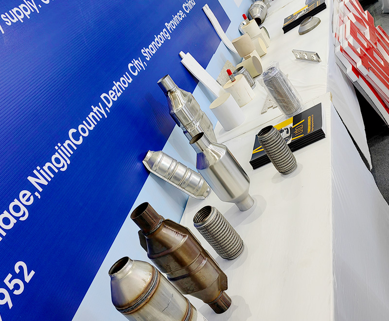 معرض نينغبو الدولي لقطع غيار السيارات